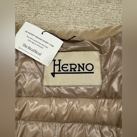 HERNO Gold-tone lurex short sleeve puffer jacket 42 - Picture 8 of 17